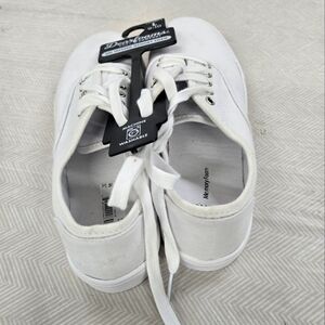 Men's lace up Sneakers.